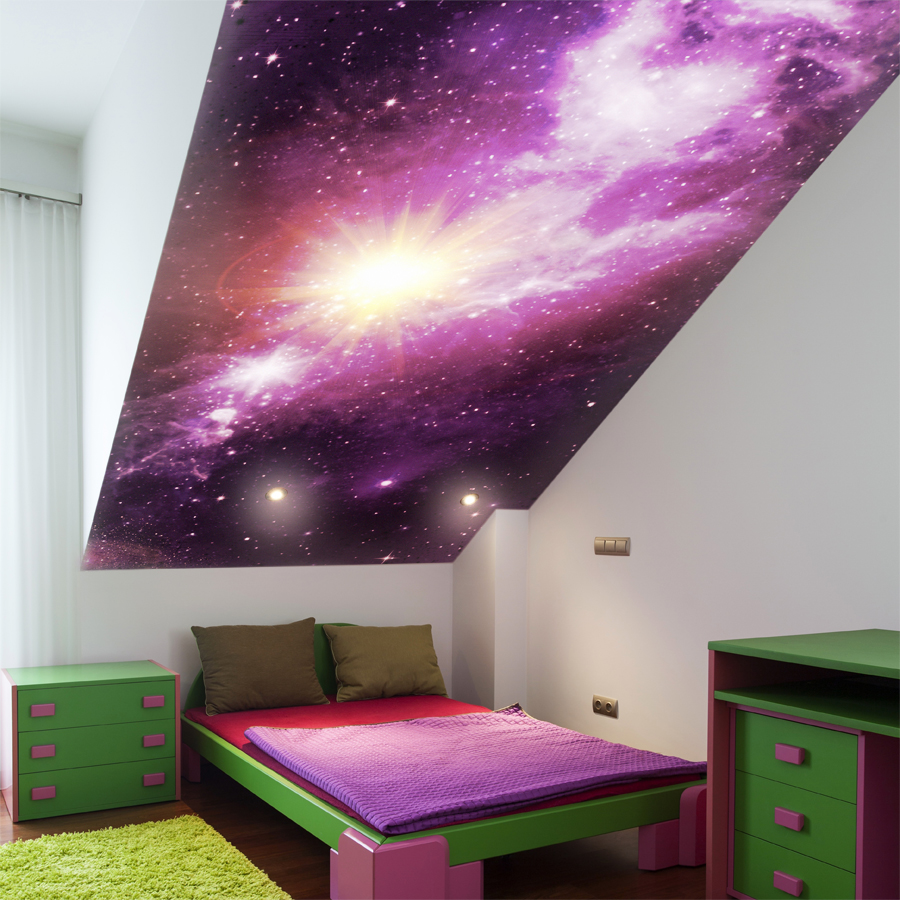 Sypialnia dla dziecka na poddaszu - fototapeta galaktyka